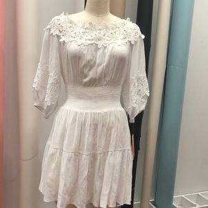 NEW! Gianni Bini White long Sleeve Dress size Small